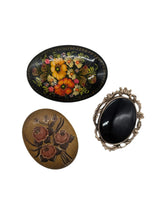 Load image into Gallery viewer, Botticini Trio Brooch Set
